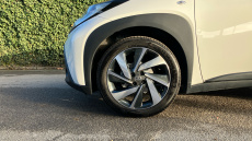 Toyota Aygo X 1.0 VVT-i Edge 5dr Petrol Hatchback